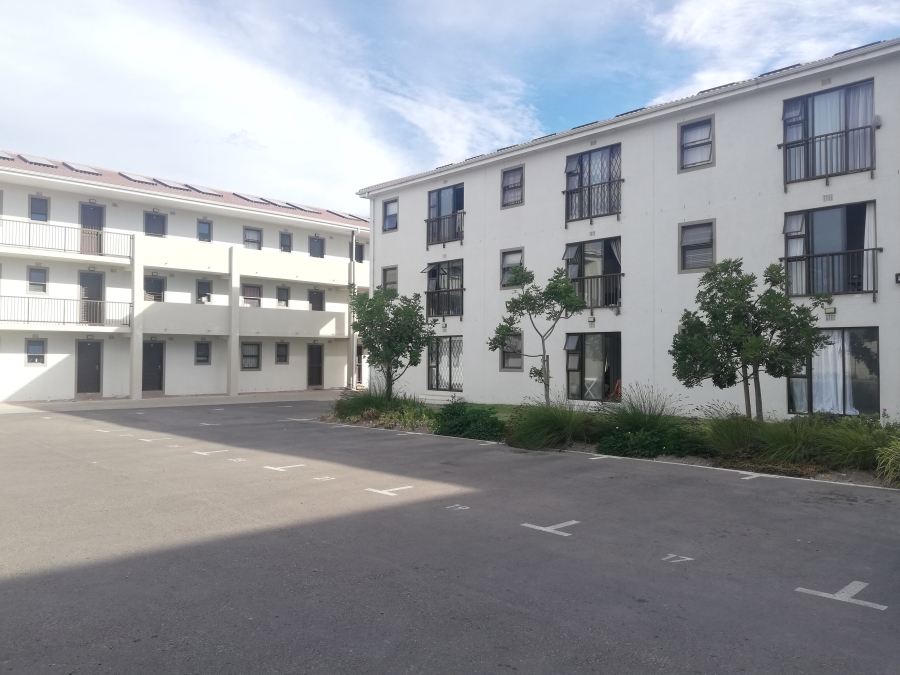 To Let 0 Bedroom Property for Rent in Grassy Park Western Cape